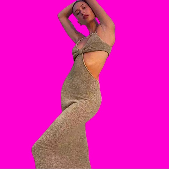 ❤️KNITTED MAXI BODYCON DRESS - Picture 2 of 3